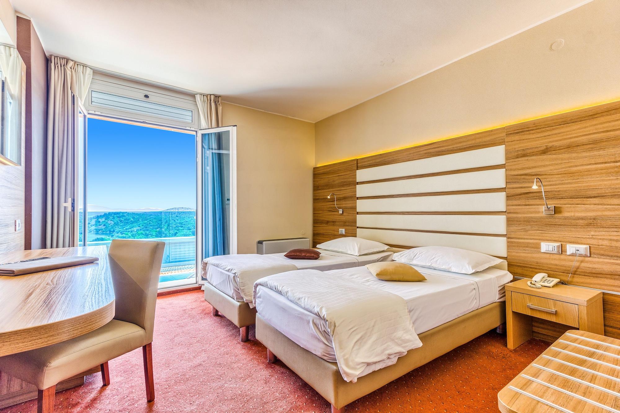Hotel Panorama Šibenik Екстериор снимка