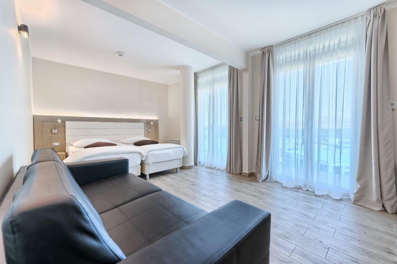 Hotel Panorama Šibenik Екстериор снимка